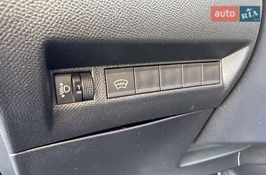 Внедорожник / Кроссовер Peugeot 2008 2020 в 