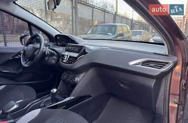 Внедорожник / Кроссовер Peugeot 2008 2013 в 