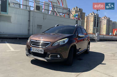 Внедорожник / Кроссовер Peugeot 2008 2015 в 