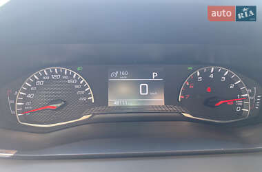 Внедорожник / Кроссовер Peugeot 2008 2020 в 