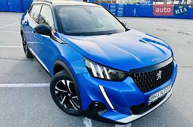 Внедорожник / Кроссовер Peugeot 2008 2021 в 
