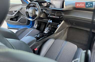 Внедорожник / Кроссовер Peugeot 2008 2021 в 