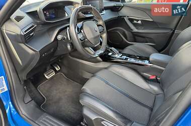 Внедорожник / Кроссовер Peugeot 2008 2021 в 