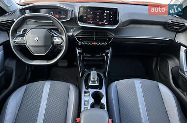 Позашляховик / Кросовер Peugeot 2008 2020 в 