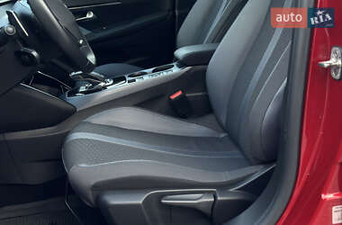 Позашляховик / Кросовер Peugeot 2008 2020 в 