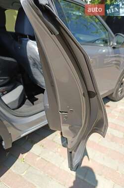 Внедорожник / Кроссовер Peugeot 2008 2020 в 