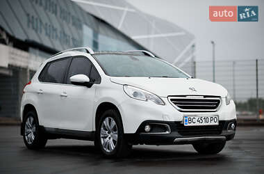 Внедорожник / Кроссовер Peugeot 2008 2016 в Львове