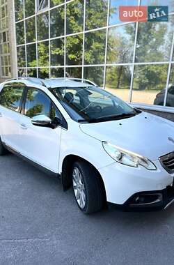 Внедорожник / Кроссовер Peugeot 2008 2014 в 