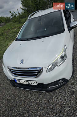 Внедорожник / Кроссовер Peugeot 2008 2015 в 