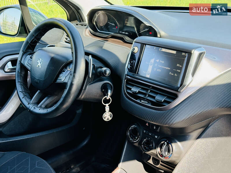 Позашляховик / Кросовер Peugeot 2008 2013 в Харкові