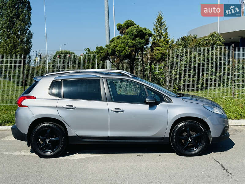 Позашляховик / Кросовер Peugeot 2008 2013 в Харкові