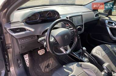 Внедорожник / Кроссовер Peugeot 2008 2015 в 