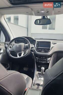 Внедорожник / Кроссовер Peugeot 2008 2013 в 