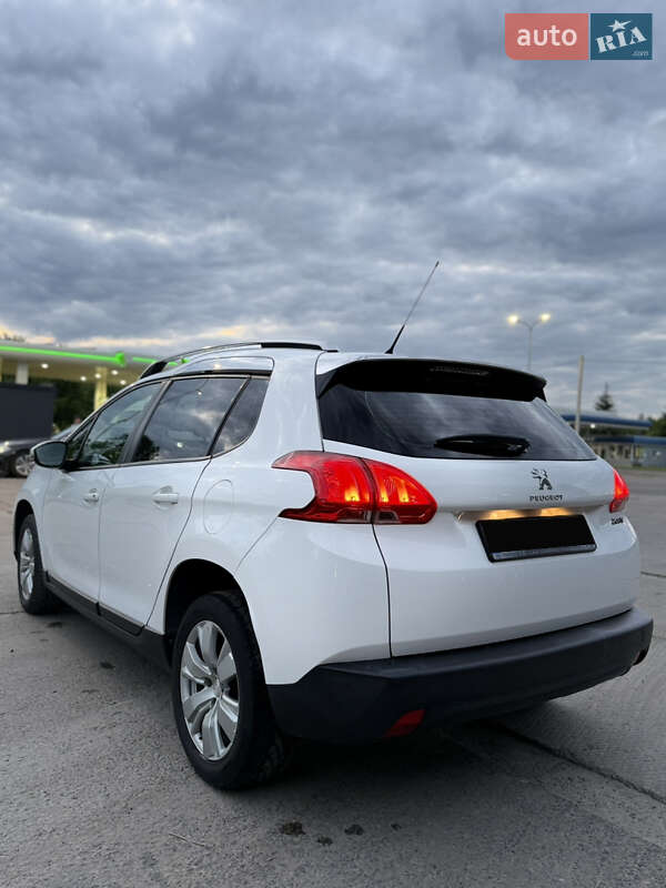 Внедорожник / Кроссовер Peugeot 2008 2014 в Рава-Русской