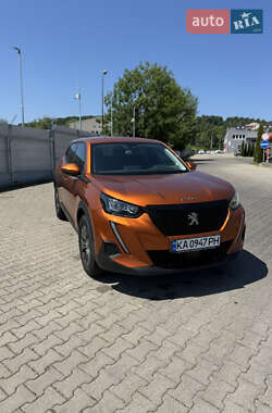 Внедорожник / Кроссовер Peugeot 2008 2021 в Ужгороде