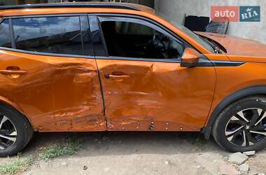 Позашляховик / Кросовер Peugeot 2008 2021 в 