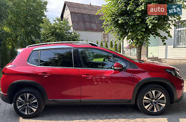 Внедорожник / Кроссовер Peugeot 2008 2019 в 