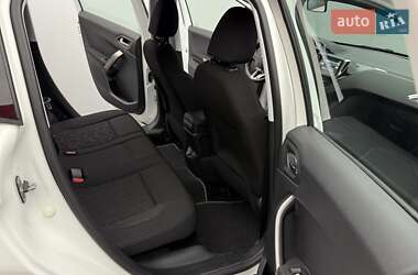 Внедорожник / Кроссовер Peugeot 2008 2016 в 
