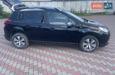 Позашляховик / Кросовер Peugeot 2008 2015 в 
