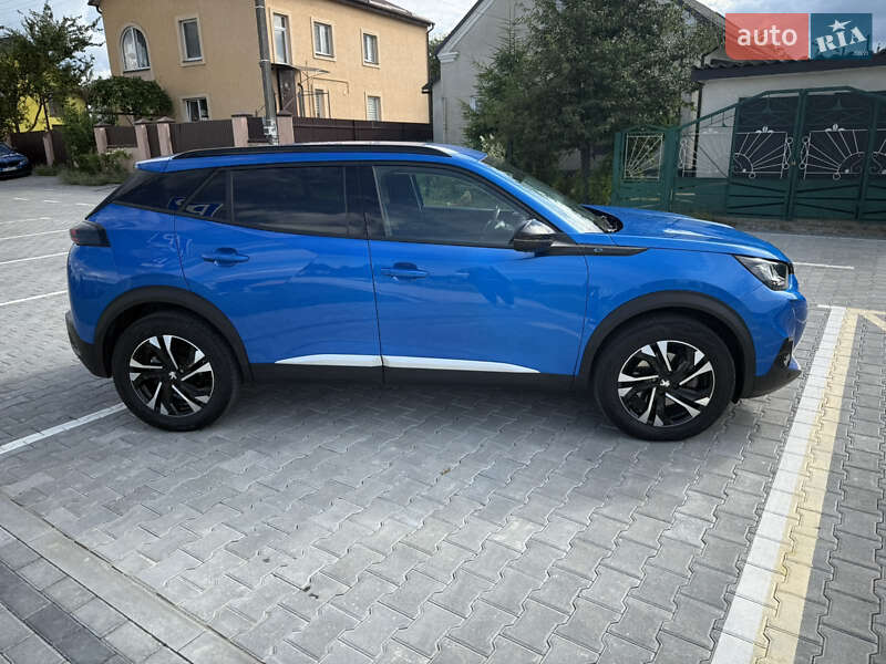 Позашляховик / Кросовер Peugeot 2008 2022 в Львові