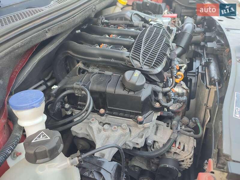 Внедорожник / Кроссовер Peugeot 2008 2014 в Ирпене фото 30 Внедорожник / Кроссовер Peugeot 2008 2014 в Ирпене