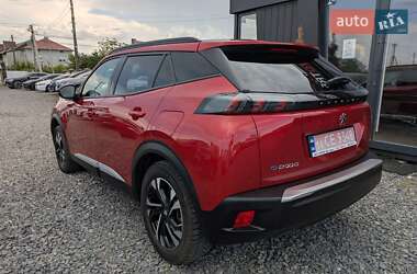 Позашляховик / Кросовер Peugeot 2008 2022 в 