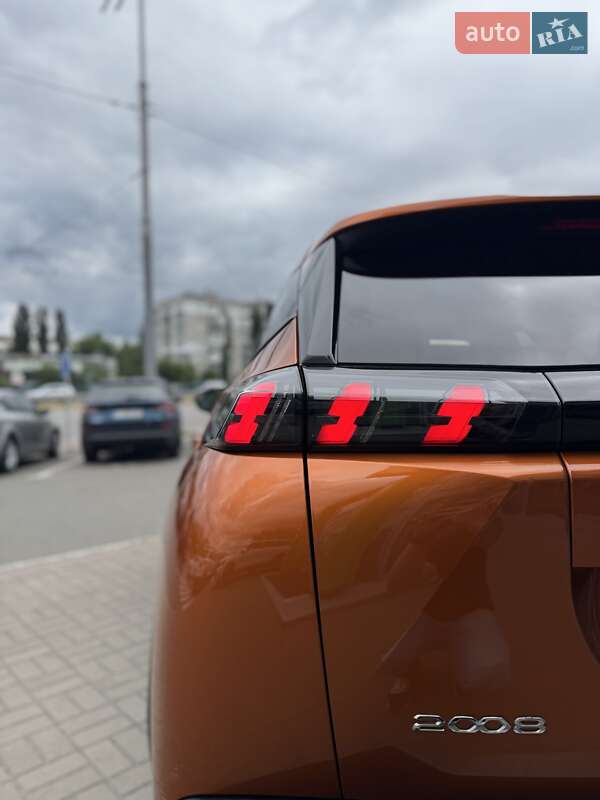 Позашляховик / Кросовер Peugeot 2008 2021 в Києві