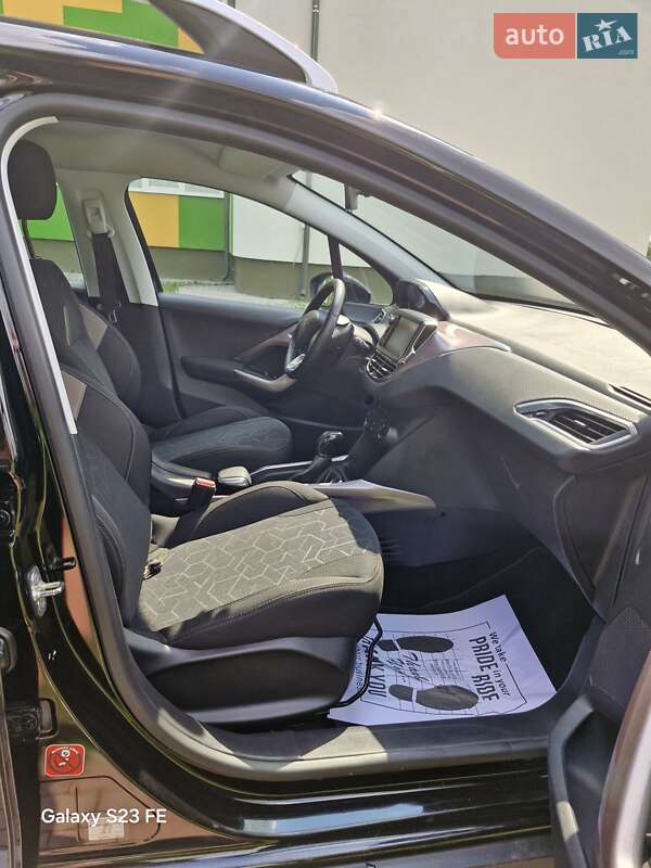 Внедорожник / Кроссовер Peugeot 2008 2015 в Тернополе