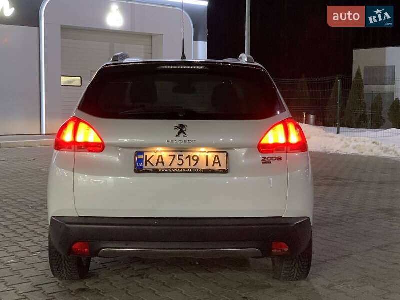Внедорожник / Кроссовер Peugeot 2008 2013 в Киеве