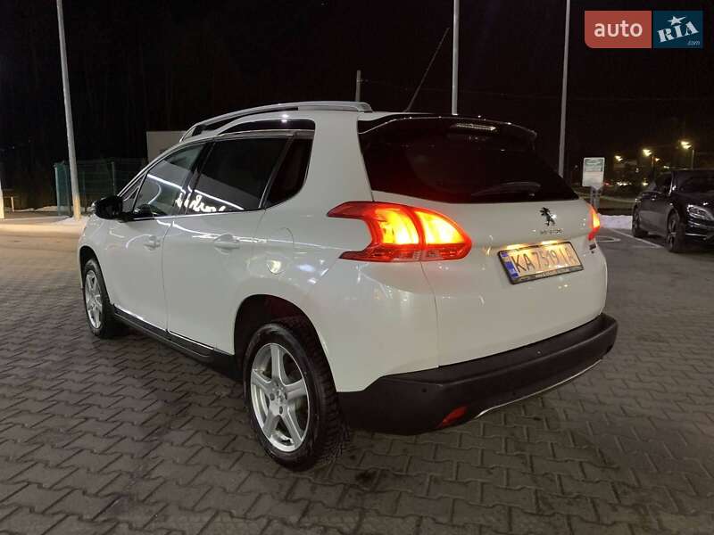 Внедорожник / Кроссовер Peugeot 2008 2013 в Киеве
