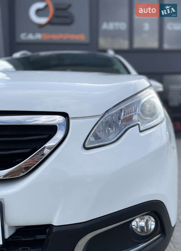 Позашляховик / Кросовер Peugeot 2008 2014 в Львові