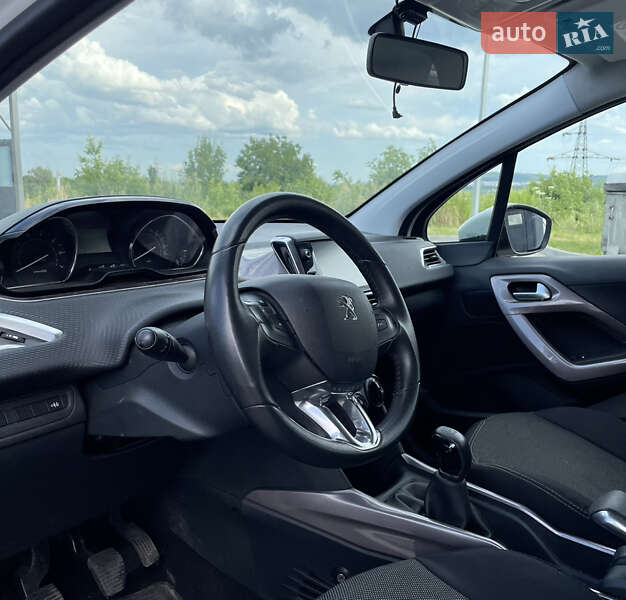 Позашляховик / Кросовер Peugeot 2008 2014 в Львові