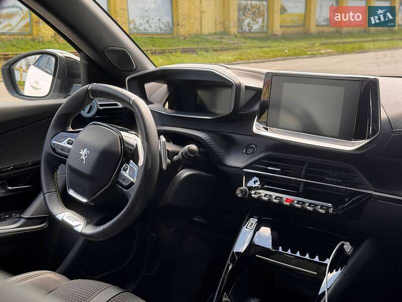 Позашляховик / Кросовер Peugeot 2008 2023 в Києві