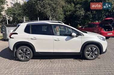 Позашляховик / Кросовер Peugeot 2008 2017 в Львові
