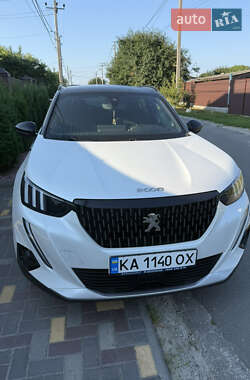 Внедорожник / Кроссовер Peugeot 2008 2020 в Киеве