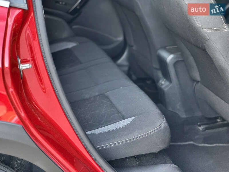 Позашляховик / Кросовер Peugeot 2008 2019 в Києві фото 22 Позашляховик / Кросовер Peugeot 2008 2019 в Києві