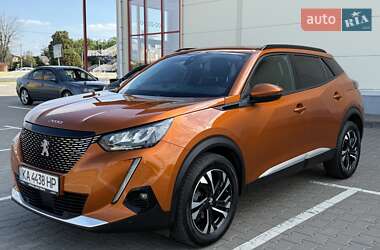 Внедорожник / Кроссовер Peugeot 2008 2020 в Киеве