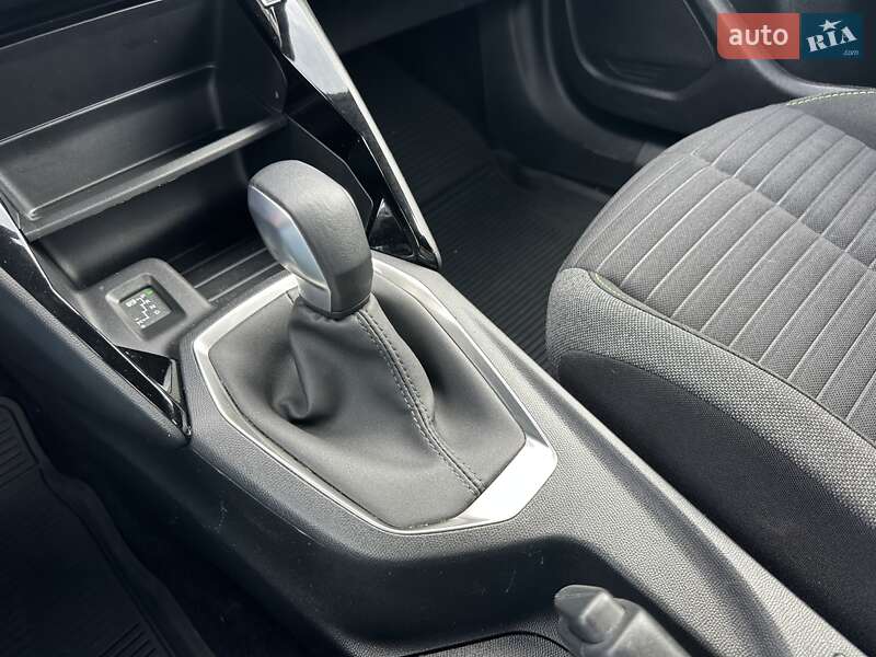 Внедорожник / Кроссовер Peugeot 2008 2023 в Киеве фото 25 Внедорожник / Кроссовер Peugeot 2008 2023 в Киеве