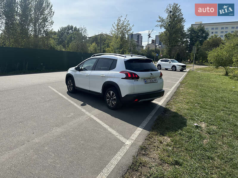 Позашляховик / Кросовер Peugeot 2008 2016 в Івано-Франківську