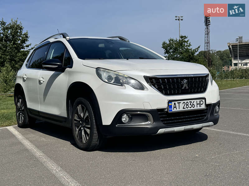Позашляховик / Кросовер Peugeot 2008 2016 в Івано-Франківську