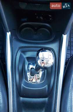 Внедорожник / Кроссовер Peugeot 2008 2014 в 