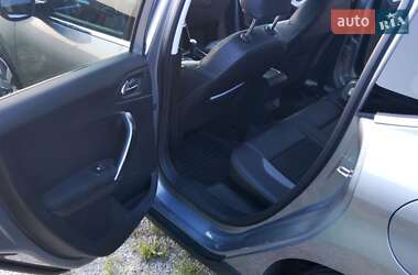 Внедорожник / Кроссовер Peugeot 2008 2014 в 