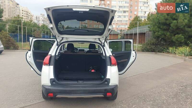 Позашляховик / Кросовер Peugeot 2008 2015 в Одесі