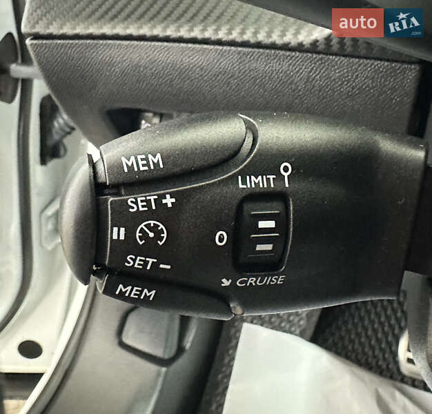 Внедорожник / Кроссовер Peugeot 2008 2022 в Львове фото 14 Внедорожник / Кроссовер Peugeot 2008 2022 в Львове