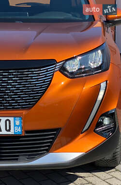 Внедорожник / Кроссовер Peugeot 2008 2021 в 