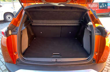 Внедорожник / Кроссовер Peugeot 2008 2021 в 