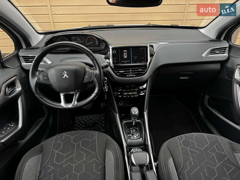 Позашляховик / Кросовер Peugeot 2008 2017 в Києві