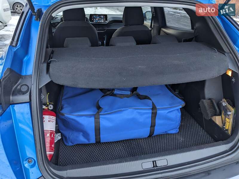 Внедорожник / Кроссовер Peugeot 2008 2020 в Ровно фото 32 Внедорожник / Кроссовер Peugeot 2008 2020 в Ровно