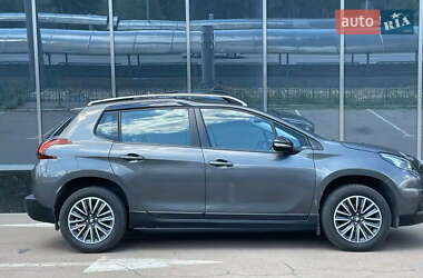 Внедорожник / Кроссовер Peugeot 2008 2019 в 