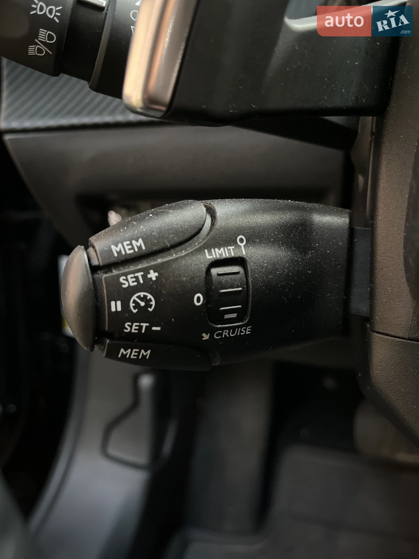 2023 Peugeot 2008 - мініатюра 31